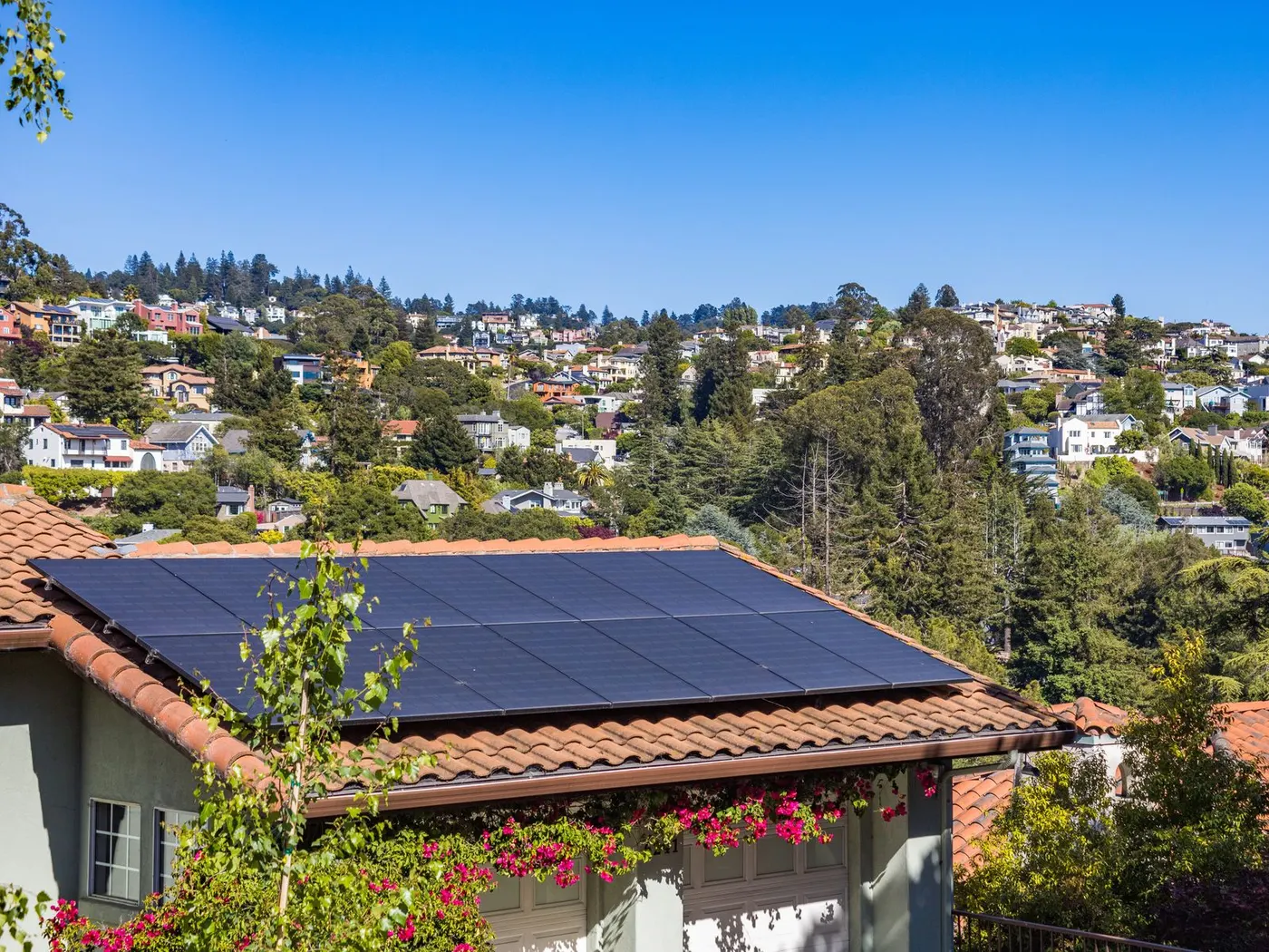 Battery Backup or Full Solar? A South African Guide