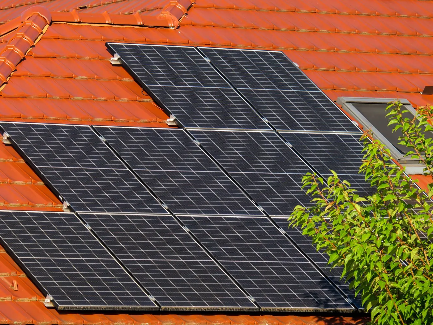 How Many Solar Panels Do I Need for My House?